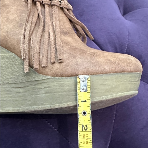 Sbicca Brown Fringe Wedge Ankle Boots - Picture 4 of 9